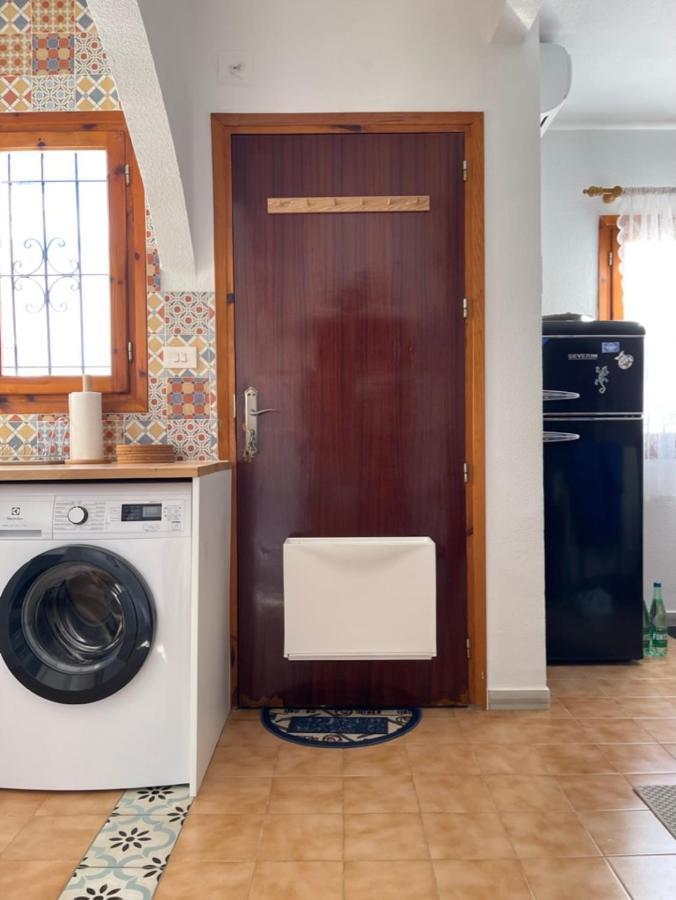 Casa Benita Apartment ตอร์เรเวียคา ภายนอก รูปภาพ